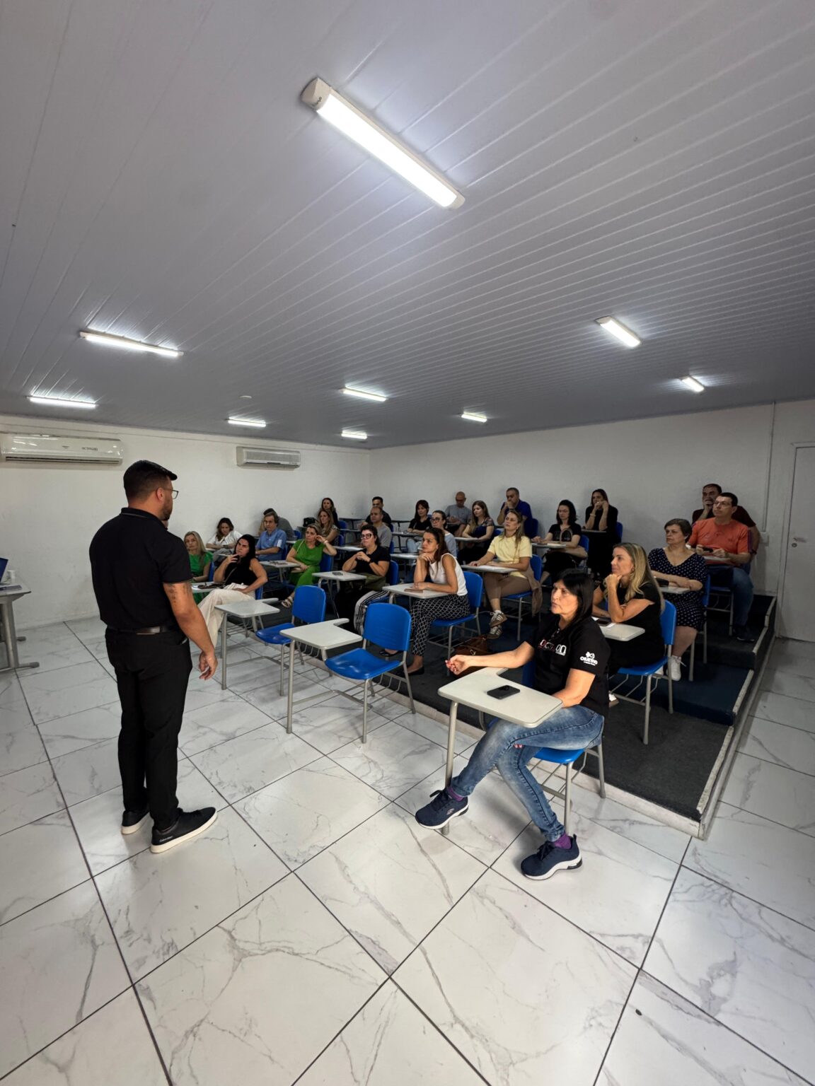 WhatsApp Image 2025-08-27 at 09.08.44 (1)